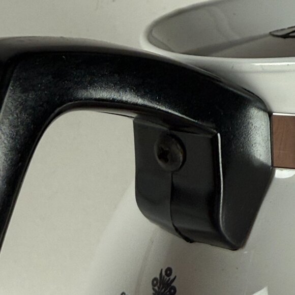 Vintage Corning Ware 6-Cup P-104 White Floral Enamel Coffee/Tea Pot With Lid & B - Picture 5 of 6